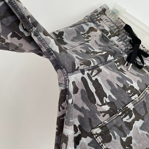 IVORY ELLA Camo Slim Fit Jogger Pants Gray Olive Distressed Pull On Drawstring - Picture 8 of 14